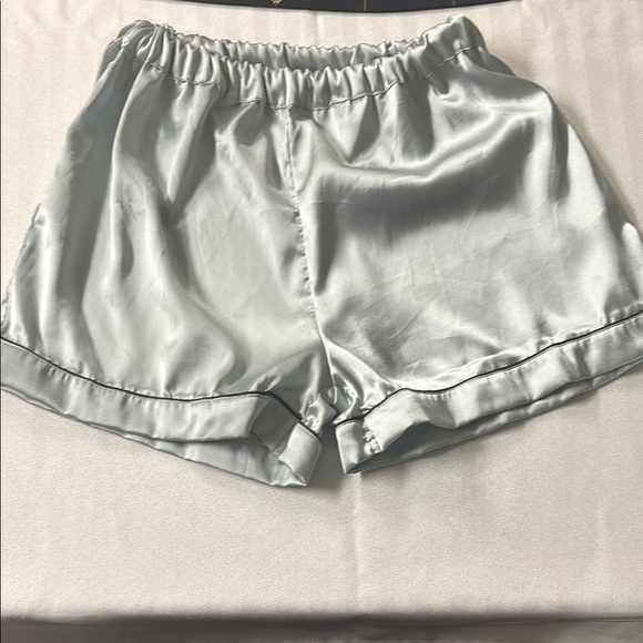 PrettyLittleThing Gray Satin Pajama Shorts - Picture 1 of 4